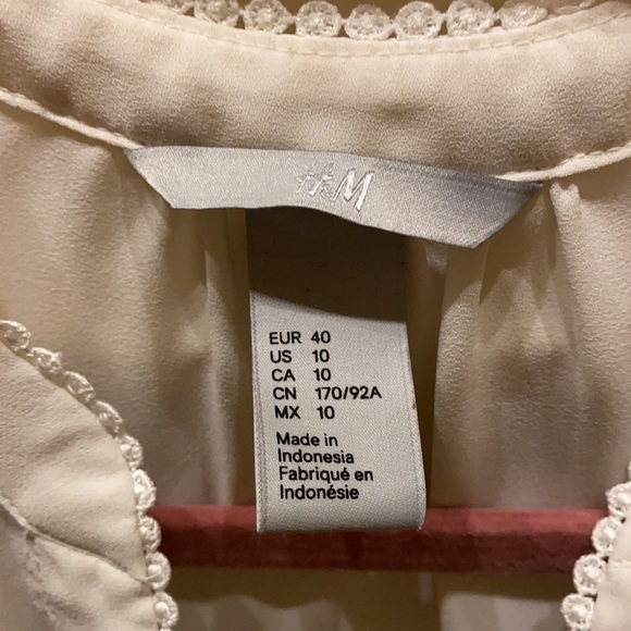 H&M Cream Tank-top Blouse - Picture 3 of 3